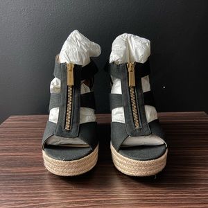 Michael kors sandals